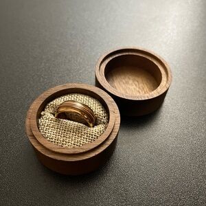 Men’s Engagement/Wedding Ring